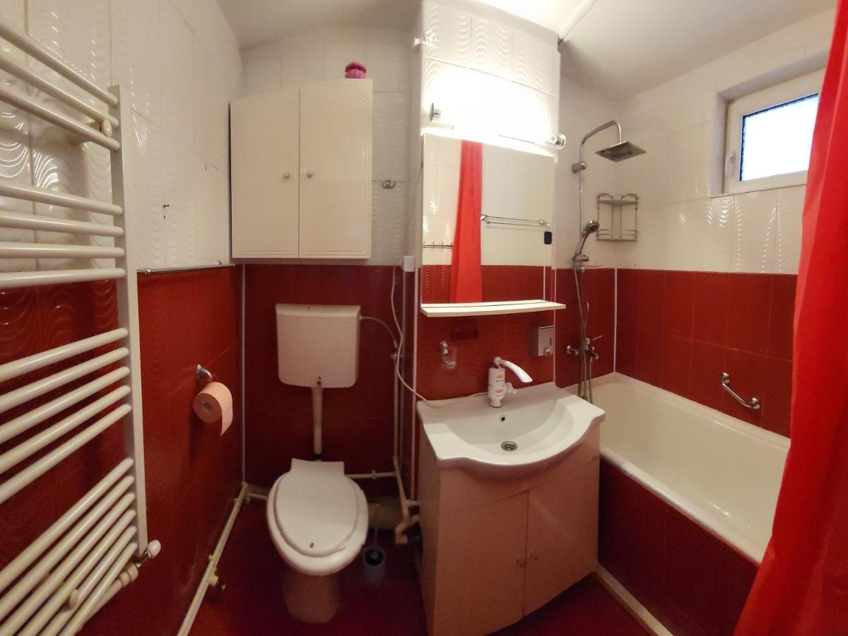 Apartament In Regim Hotelier Deva Ngoại thất bức ảnh
